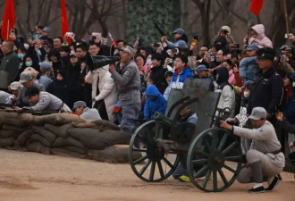 春节假期已过半，热门旅游景点仍在“堵人”