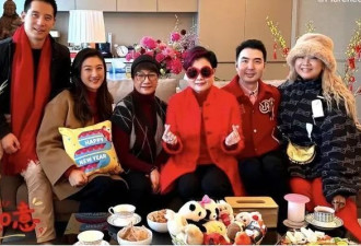 郑欣宜"消失"两年后现身聚会！红润面色状态回春