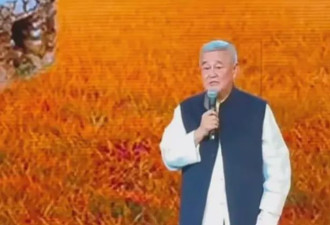 还是内味儿！赵本山美国巡演 华人不惧昂贵票价 全场爆满