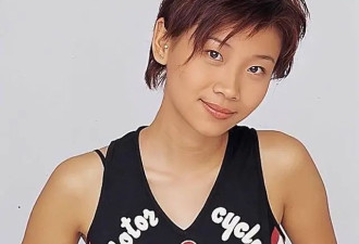 香港知名女星瘦成纸片人，谈过近30段恋情...