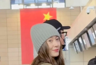又被郑秀晶惊艳了！上海街头演绎老钱风，复古又迷人！