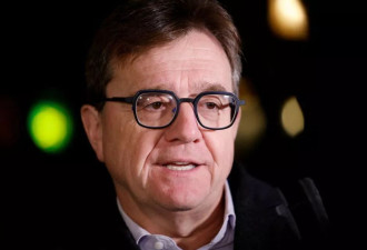 加拿大部长回应美国征税：已准备好为加拿大人而战