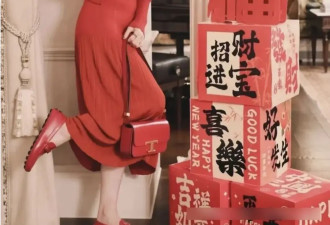 章泽天新年罕晒照，穿奶奶衫搭“姨妈裙”，不仅不俗，意外高级又时髦！