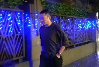 大S骨灰刚到家 汪小菲就开车直奔大S豪宅拜祭