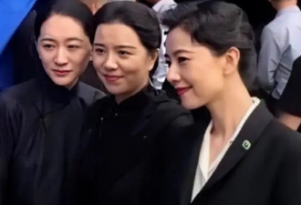 当48岁李小冉与46岁高圆圆同框在一起，终于明白了什么叫相由心生