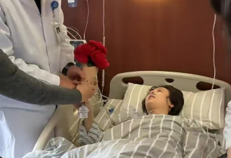 孙铱在杭州报平安 成功拆除脑内“炸弹”