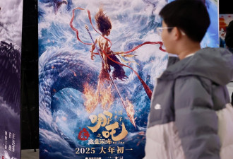 他将一举收获1.35亿 成为中国最赚钱导演