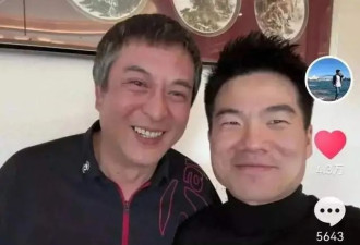 张嘉益携妻子参加老乡聚会，网友向董宇辉催婚