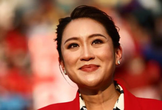 泰国女总理访华：“你也可以说我是中国人”