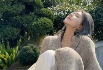 26岁赵露思病好后美回巅峰！染“奶奶灰”不丑，意外美出高级感