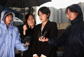 文在寅女儿两起案件遭起诉,这是项庄舞剑意在沛公