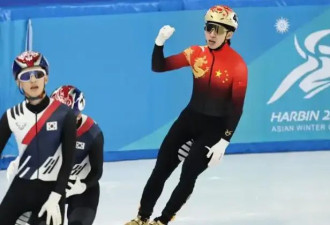 离韩入中国籍,他在亚冬会冲线夺金后为何跪地痛哭