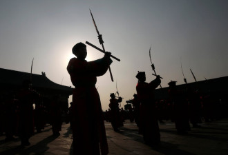 中国人，为何你的名字叫猪仔、行货、韭菜与人矿?