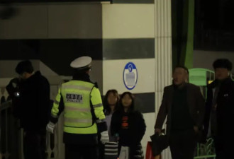 韩国40岁教师刺死8岁学生，嫌疑人曾暴力对待同事