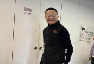大消息!苹果选择与阿里合作开发中国iPhoneAI功能