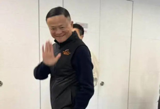 大消息!苹果选择与阿里合作开发中国iPhoneAI功能