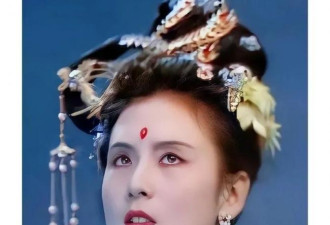 她一辈子只拍一部戏，冯小刚喜欢她几十年