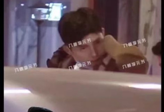 杨采钰开启新恋情，和高大帅男子亲密出行