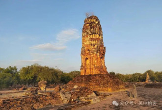 泰国大城：走进罗卡雅苏塔寺