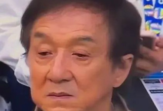 断崖式衰老的成龙，如今70岁依然在刻苦拍戏，年轻演员是否醒悟？