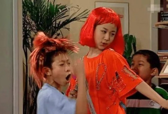《家有儿女》中的穿帮镜头，连三岁小孩都骗不过