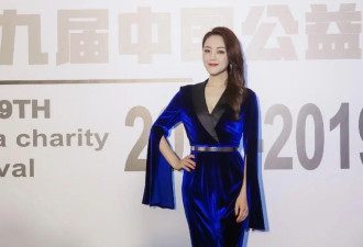 玖月奇迹王小玮也有“饱满身材”，真空穿丝绒连体裤，气质太惊艳