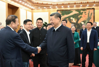 习近平吁民企巨头"大显身手" 分析:有待政策松绑