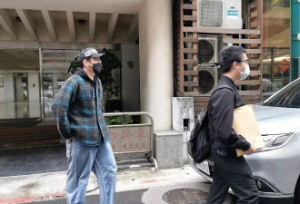 王大陆被捕画面曝光，豪宅被搜查1个多小时
