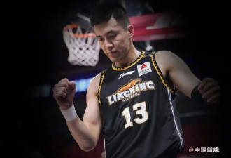 太恐怖了，郭艾伦眼睛缝了40多针：以后估计会瞎了