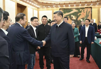 马云被边缘化？民企座谈会没发言 官媒删名…