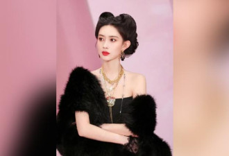 赵露思生病痛失3高奢代言 被另一流量女神抢走