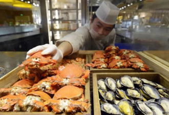 人均五六百的高端海鲜自助在二、三线城市走红