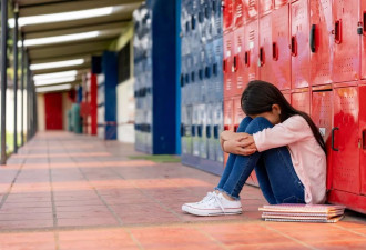 高中被校园霸凌,休学三次,我克服痛苦走上复学之路