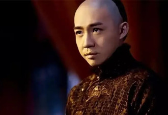俞灏明情人节高调秀恩爱，与王晓晨互发情侣照