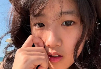 贾静雯19岁女儿晒比基尼，秀唇钉好开放，修杰楷曾说过管不住她