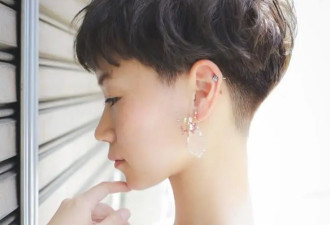女士短发怎么整 露耳层次短发很不错