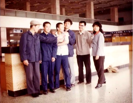 1976悼念周总理天安门事件中的“小平头”刘迪_无忧资讯