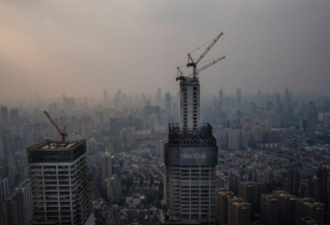 中国楼市不是过剩 而是卖了没盖完的房
