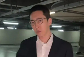 留几手自曝离婚后搬入50平出租屋 搬家只用一辆面包车