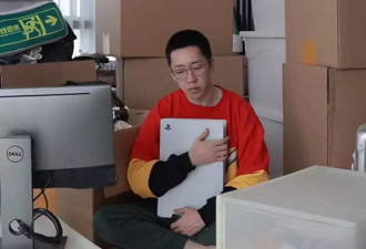 留几手搬到50平出租屋！十年婚姻一辆面包车全部家当带走