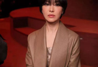 宋慧乔生图脸崩了？面中凹陷干瘪，苹果肌下垂明显