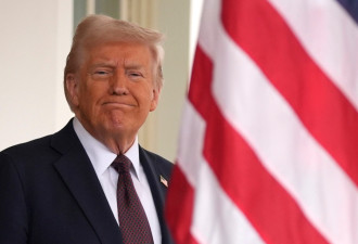 特朗普总统签署行政令 指定英语为美国官方语言