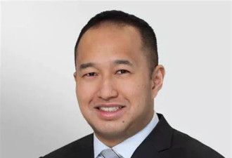 对簿公堂，新加坡千亿地产豪门惊爆父子夺权战