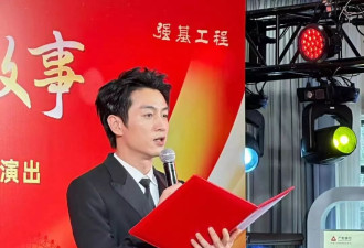 离婚后首现身的陈晓，完全不受影响