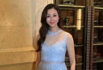 李嘉欣瘦了！穿蕾丝长裙好漂亮，看不出实际年龄