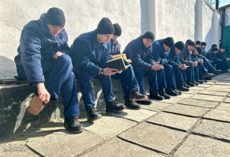 乌克兰战俘营：上千俄兵在那"度假" 去前线为养家