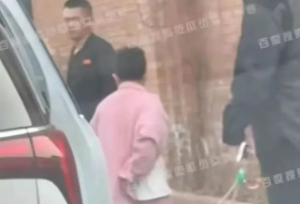 佟丽娅带9岁儿子现身陈思诚工作室，引发热议