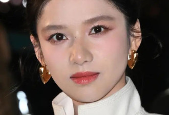 怎么有人生图能美成这样啊？张婧仪这张脸真的太权威了！