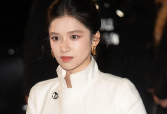 怎么有人生图能美成这样啊？张婧仪这张脸真的太权威了！
