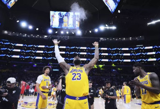 50000分里程碑！詹姆斯又成NBA历史第一人